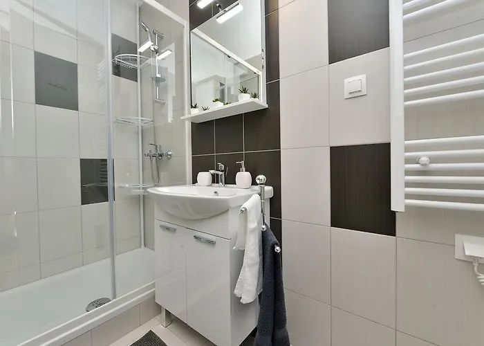 Sweet Corner 扎达尔